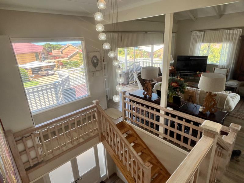 5 Bedroom Property for Sale in Outeniqua Strand Western Cape